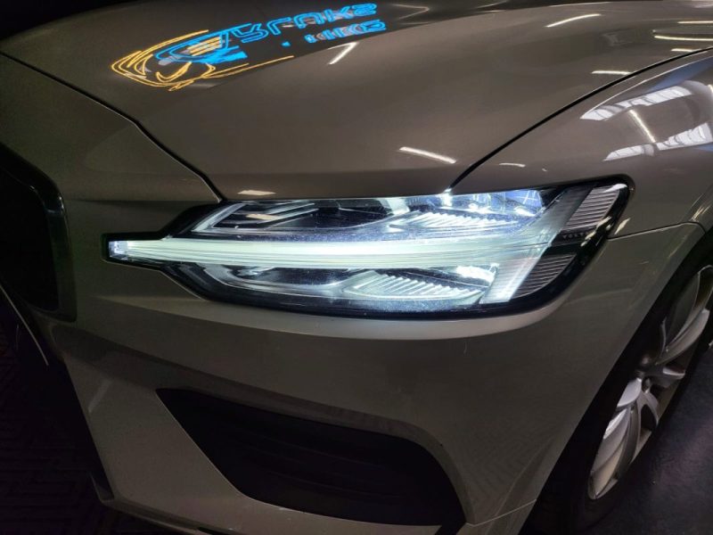 VOLVO V60 D3 150ch /CAMERA /SIEGES ELECTRIQUES  A MEMOIRE /VIRTUAL COCKPIT /CARPLAY