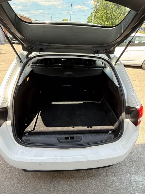 PEUGEOT 308 SW II 2015