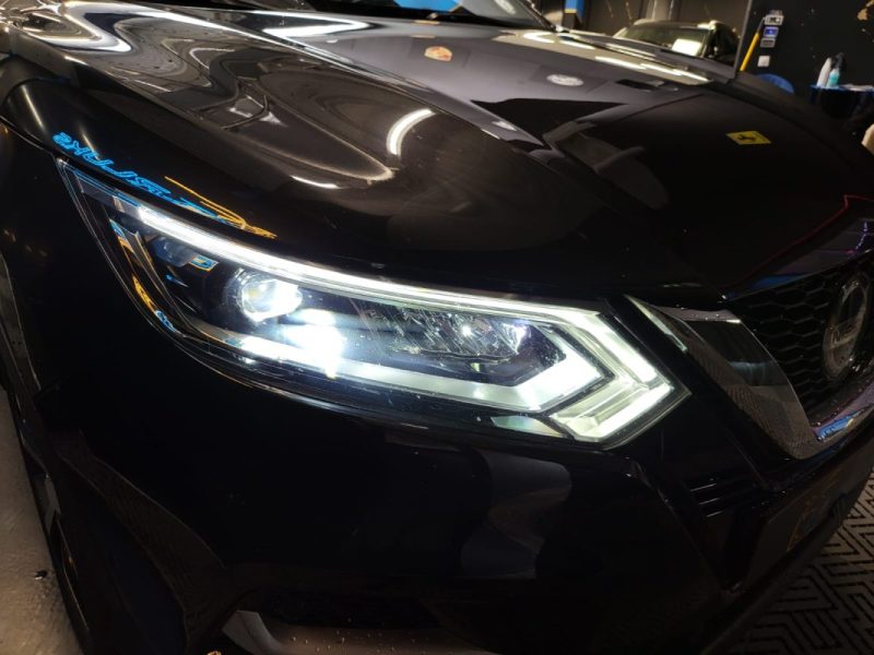 NISSAN QASHQAI  1.6 DIG 163ch TEKNA / TOIT PANORAMIQUE / CAMERA 360 / SUIVI COMPLET 