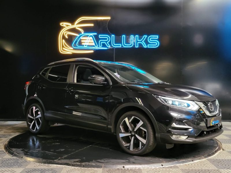 NISSAN QASHQAI  1.6 DIG 163ch TEKNA / TOIT PANORAMIQUE / CAMERA 360 / SUIVI COMPLET 