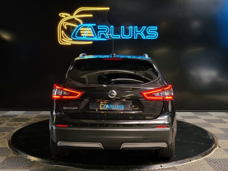 NISSAN QASHQAI  1.6 DIG 163ch TEKNA / TOIT PANORAMIQUE / CAMERA 360 / SUIVI COMPLET 