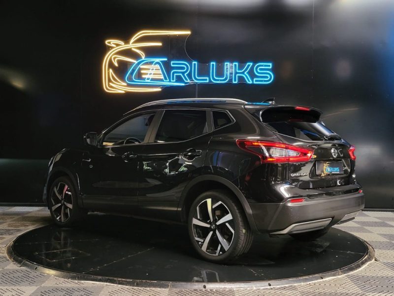 NISSAN QASHQAI  1.6 DIG 163ch TEKNA / TOIT PANORAMIQUE / CAMERA 360 / SUIVI COMPLET 