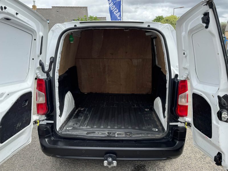 PEUGEOT PARTNER 1.5 BlueHDi 75ch Premium