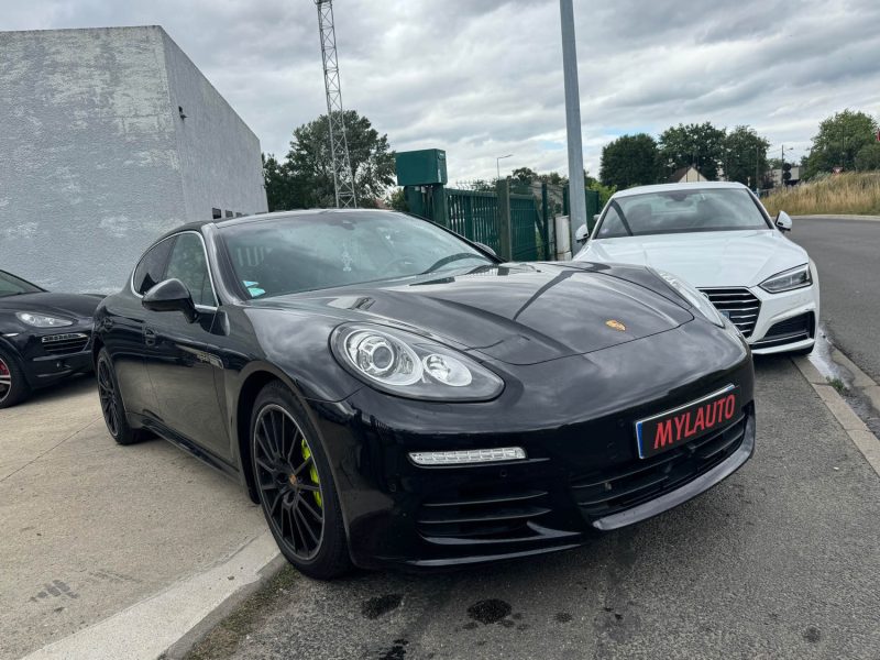 PORSCHE PANAMERA S E-HYBRID 
