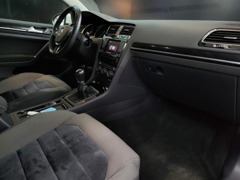 VOLKSWAGEN GOLF 1.2 TSI 105 cv BlueMotion Trendline BVM6