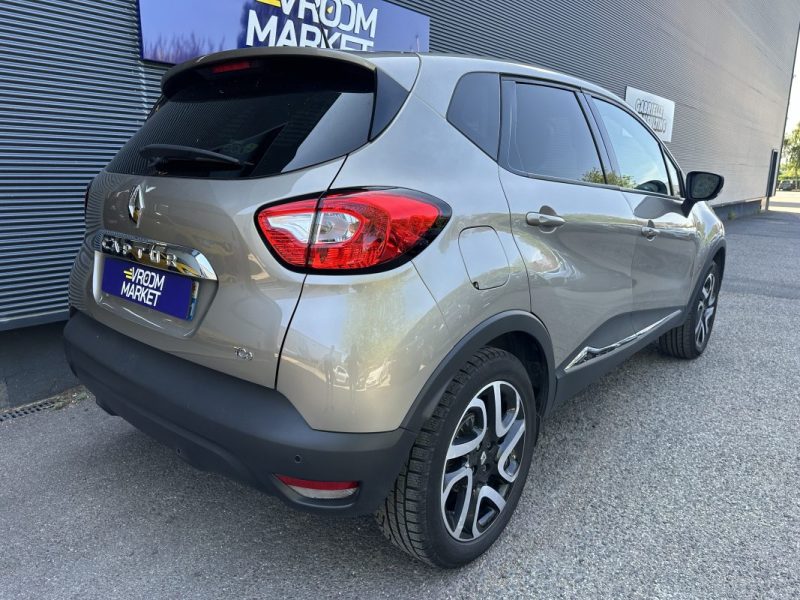 RENAULT CAPTUR 