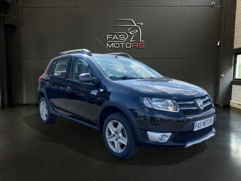 DACIA SANDERO 2015