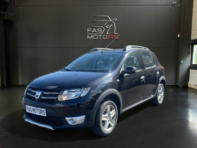 DACIA SANDERO 2015
