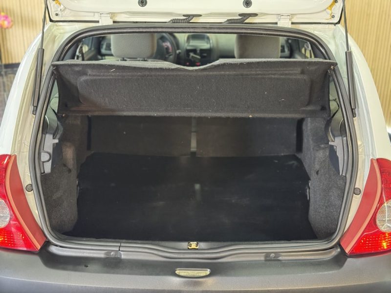 RENAULT 3 PKA 15D 2004