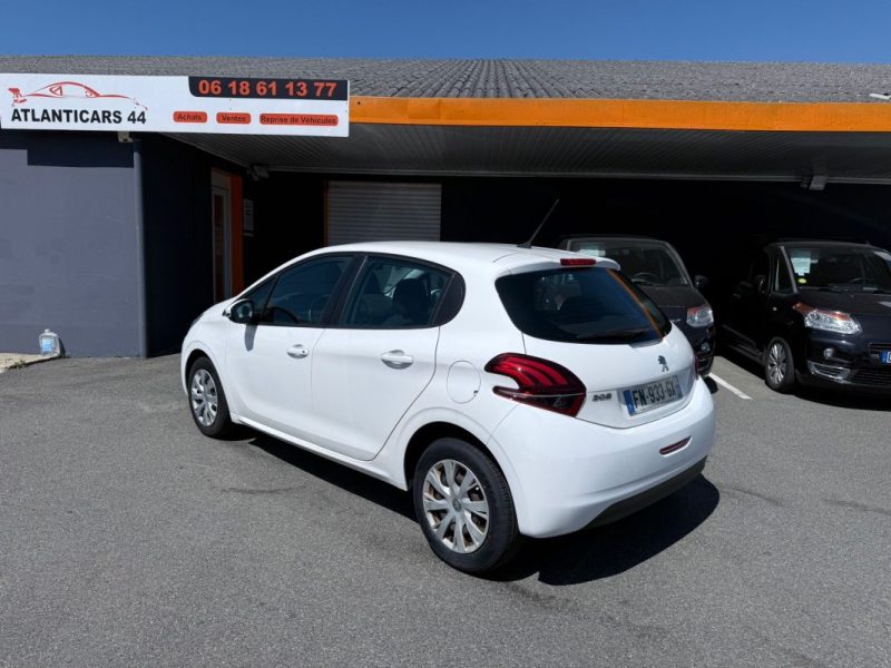 PEUGEOT 208 2020