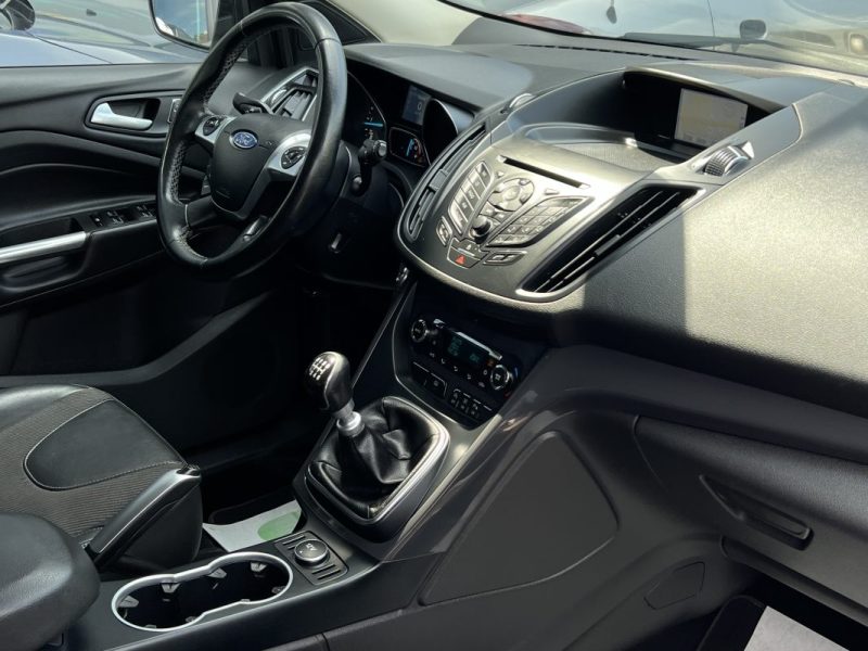 FORD KUGA II SPORT PLATINIUM 2.0 TDCI 150 Cv 4x2 ECRAN GPS KEYLESS REGULATEUR BVM6 CRIT AIR 2