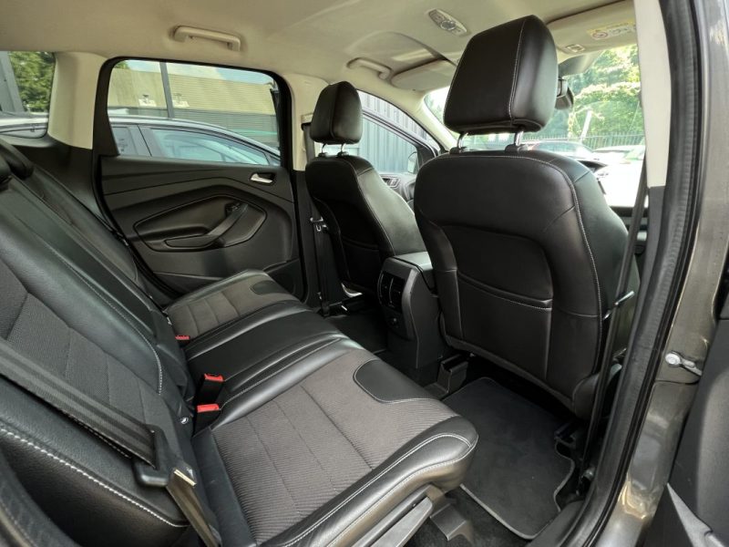 FORD KUGA II SPORT PLATINIUM 2.0 TDCI 150 Cv 4x2 ECRAN GPS KEYLESS REGULATEUR BVM6 CRIT AIR 2