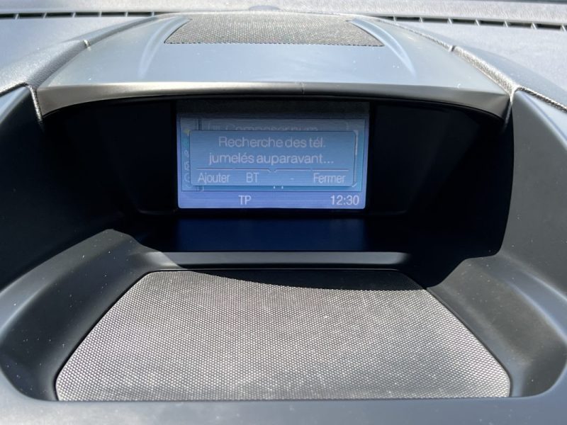 FORD KUGA II SPORT PLATINIUM 2.0 TDCI 150 Cv 4x2 ECRAN GPS KEYLESS REGULATEUR BVM6 CRIT AIR 2