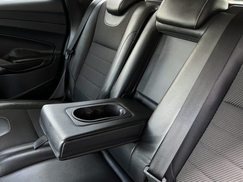 FORD KUGA II SPORT PLATINIUM 2.0 TDCI 150 Cv 4x2 ECRAN GPS KEYLESS REGULATEUR BVM6 CRIT AIR 2