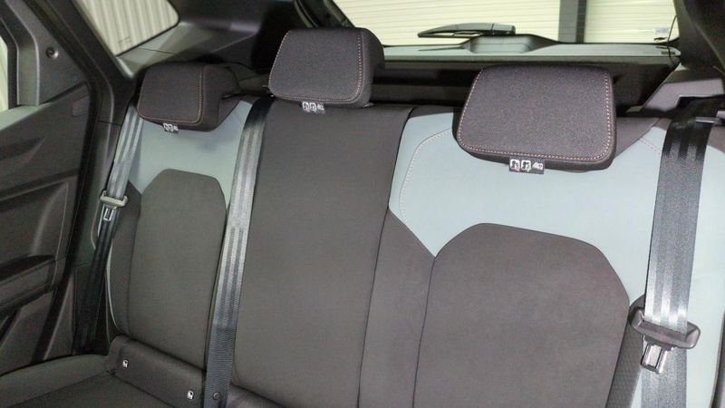 Dacia Duster Hybrid 140 4x2 extreme + pack techno +  city