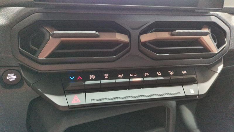 Dacia Duster Hybrid 140 4x2 extreme + pack techno +  city