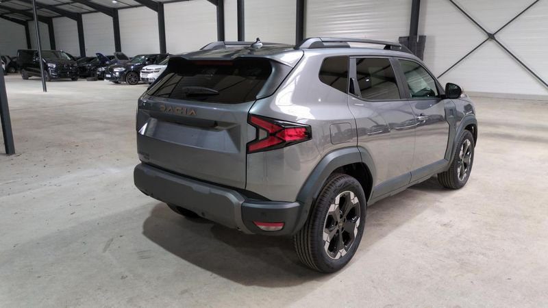 Dacia Duster Hybrid 140 4x2 extreme + pack techno +  city