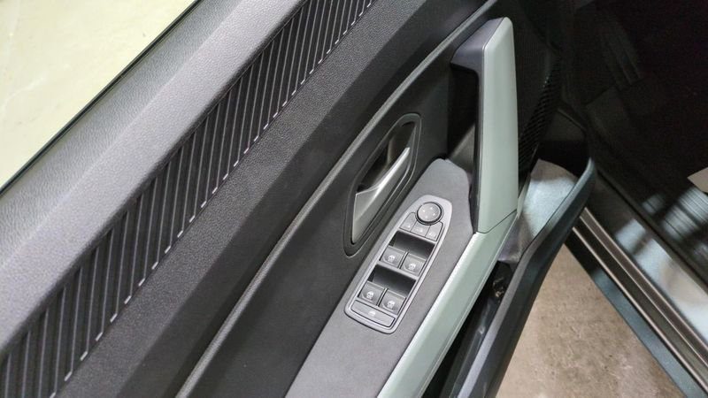 Dacia Duster Hybrid 140 4x2 extreme + pack techno +  city