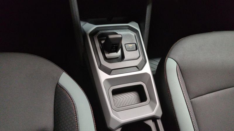 Dacia Duster Hybrid 140 4x2 extreme + pack techno +  city