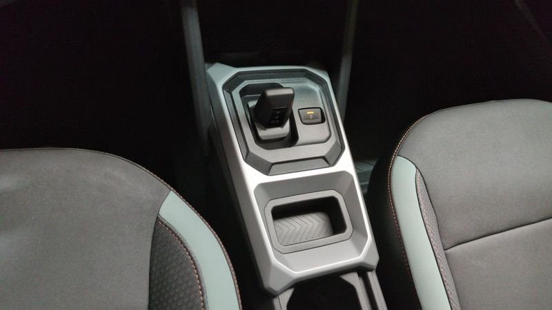 Dacia Duster Hybrid 140 4x2 extreme + pack techno +  city