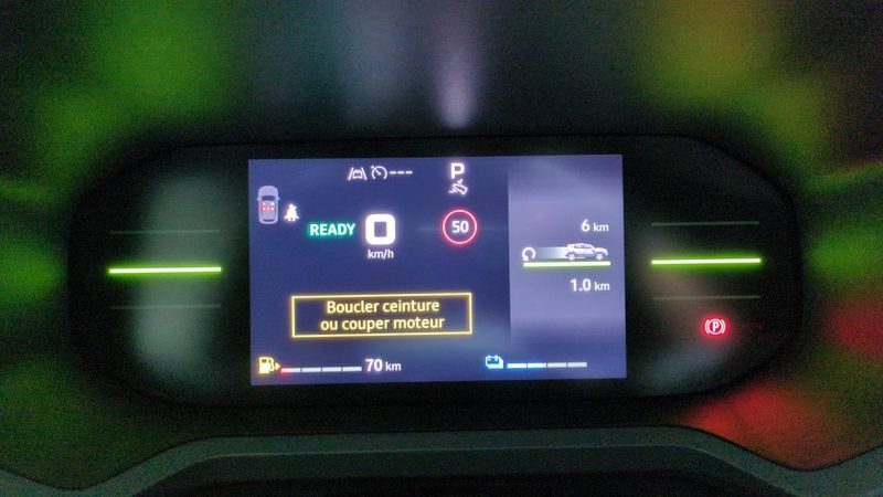 Dacia Duster Hybrid 140 4x2 extreme + pack techno +  city