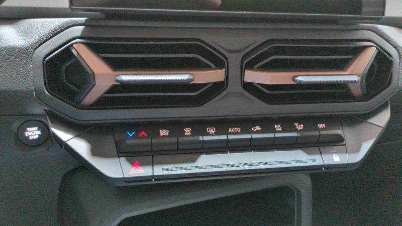 Dacia Duster Hybrid 140 4x2 extreme + pack techno +  city