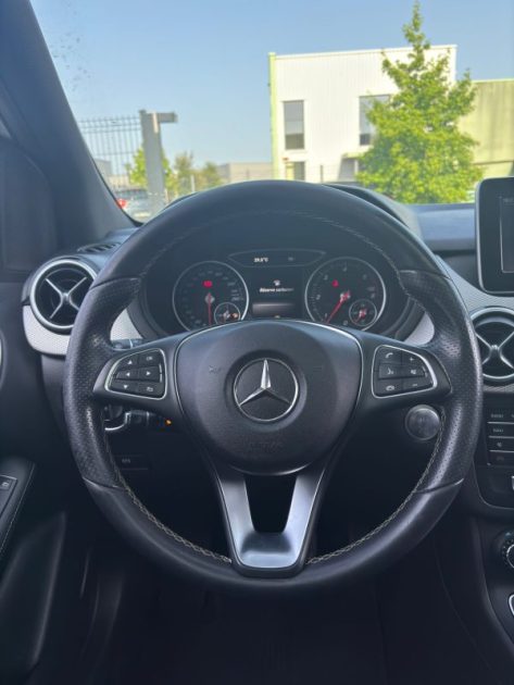 MERCEDES CLASSE B 220 CDI  Toit ouvrant /GPS/Caméra
