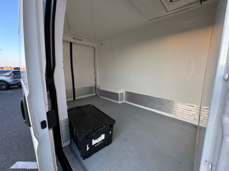 PEUGEOT BOXER 2018 FRIGORIFIQUE 2.0 HDI L2H2