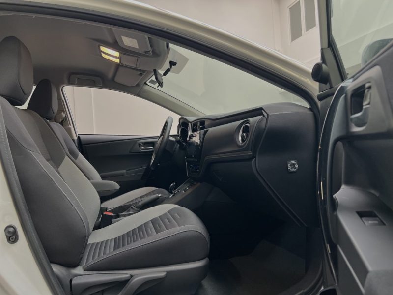 TOYOTA AURIS 1.8 VVT-i HSD CVT Hybride 136 CH