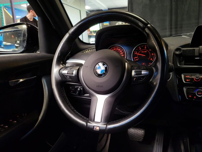 BMW SERIE 1 118dA 150ch PACK M / CAMERA DE RECUL ATTEAGE / SUIVI COMPLET 