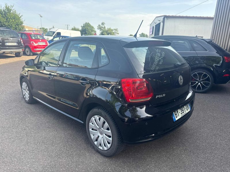 VOLKSWAGEN POLO 2011