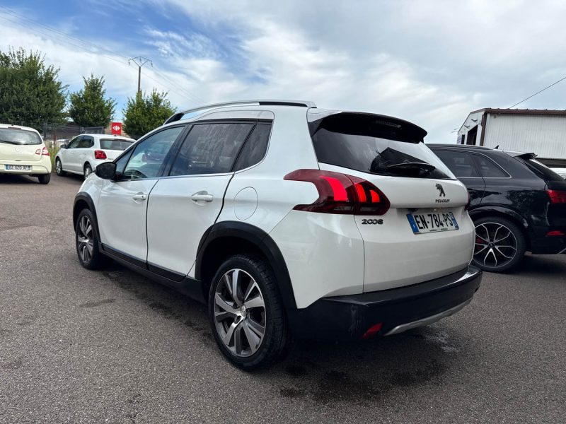 PEUGEOT 2008 2017