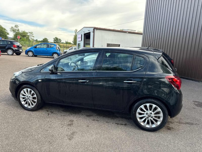 OPEL CORSA 2015