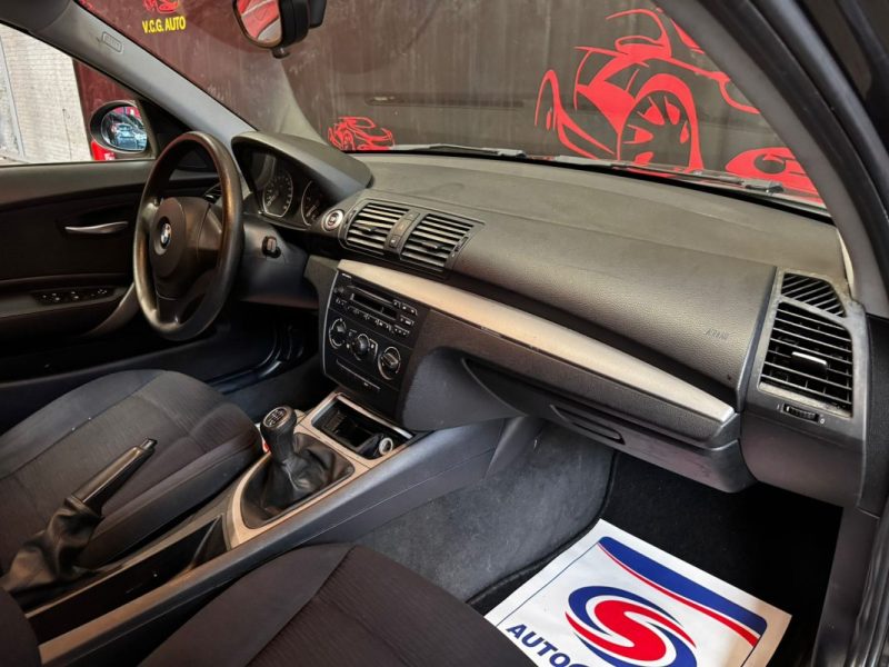 B.M.W. SERIE 1118D 143 PREMIERE