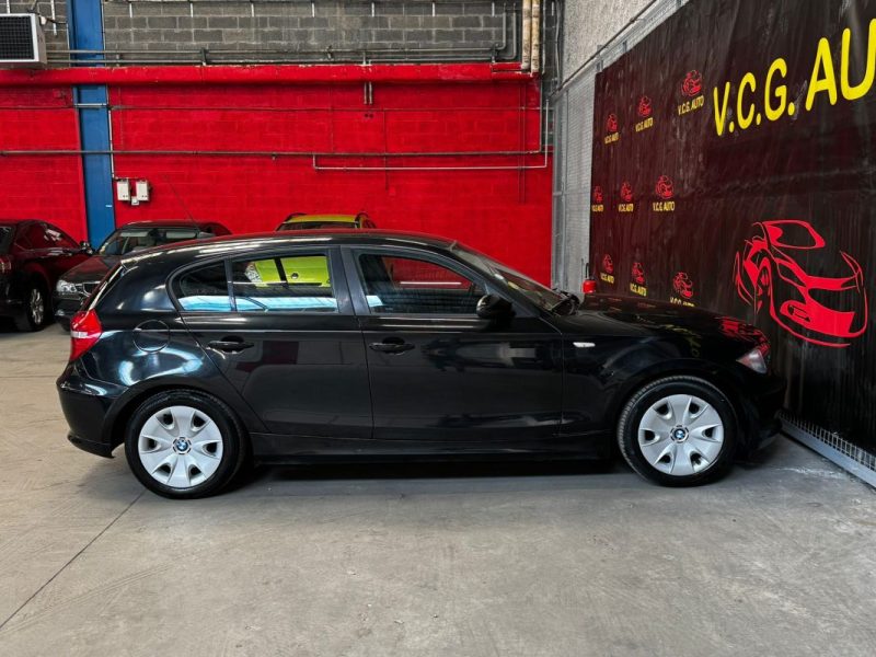 B.M.W. SERIE 1118D 143 PREMIERE