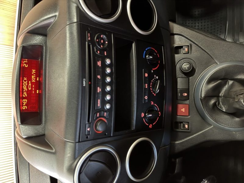 PEUGEOT PARTNER 2009