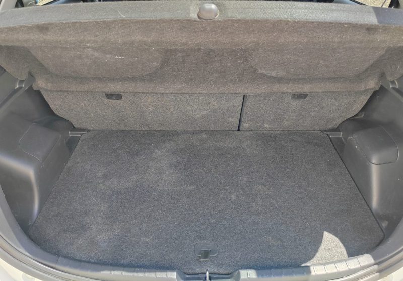 Toyota Yaris III Dynamic 1.3 100ch VVT-i - GARANTIE 12 mois