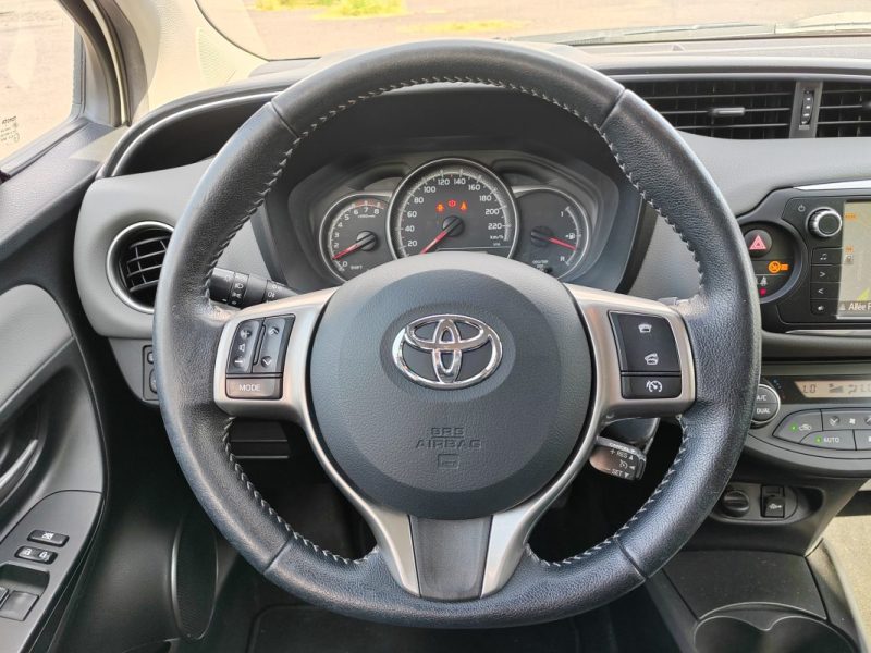 Toyota Yaris III Dynamic 1.3 100ch VVT-i - GARANTIE 12 mois