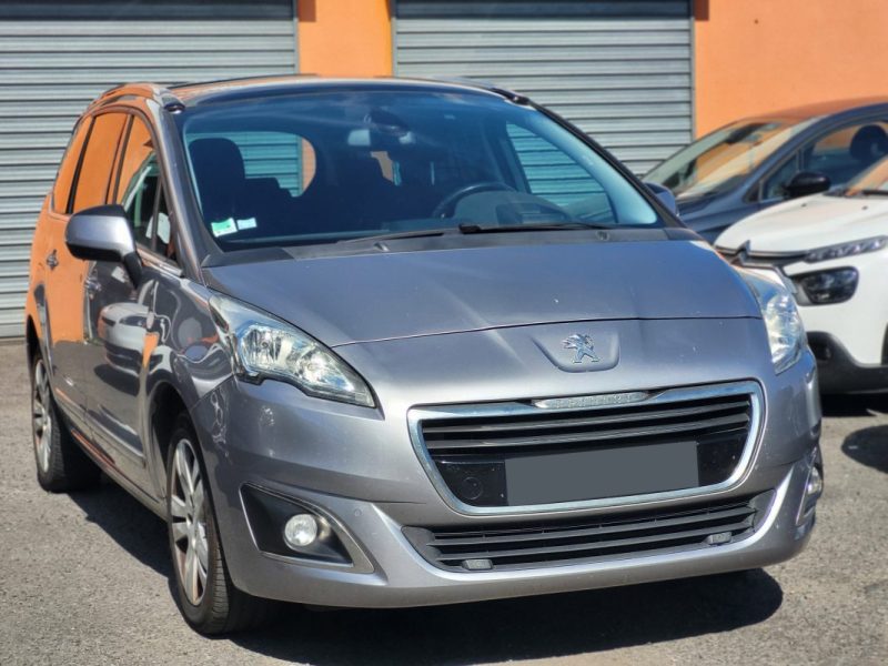 PEUGEOT 5008 1.6 BlueHDi 120 cv EAT6 7 Places Allure - Garantie 12 Mois