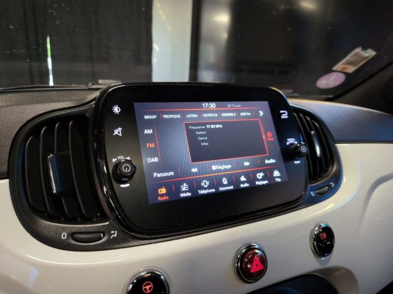 FIAT 500 1.0 70ch DolceVita / TOIT PANORAMIQUE + CUIR COMPLET + CARPLAY + PACK CITY
