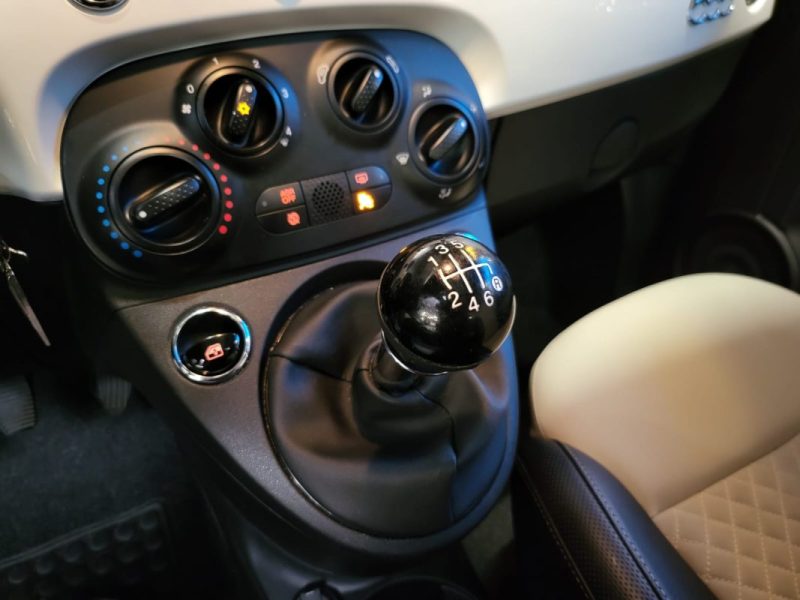 FIAT 500 1.0 70ch DolceVita / TOIT PANORAMIQUE + CUIR COMPLET + CARPLAY + PACK CITY