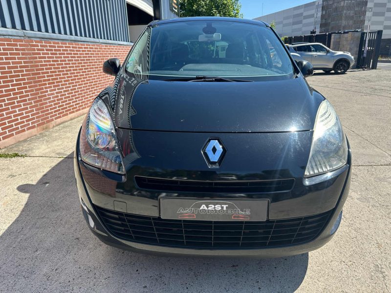 RENAULT Grand SCENIC 1.6 DCI - 16V TURBO