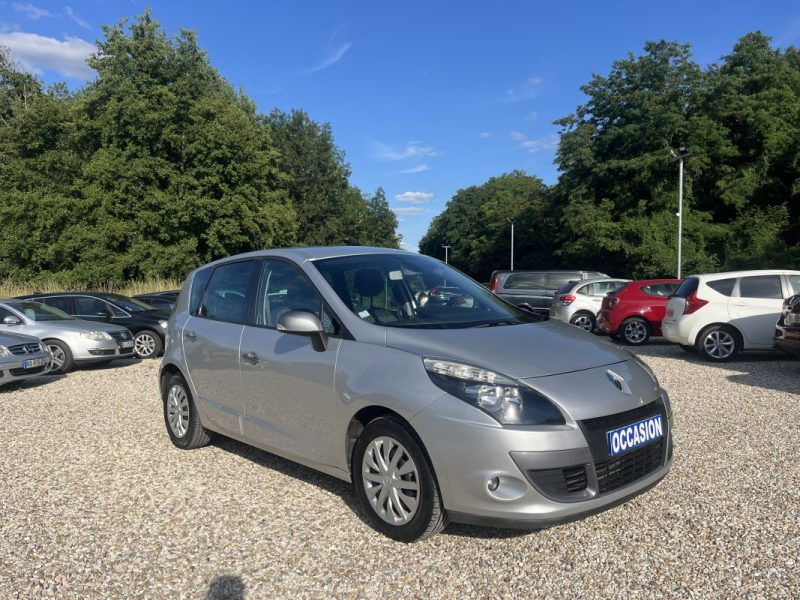 RENAULT SCENIC 2011