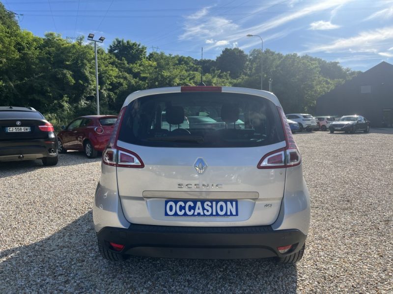 RENAULT SCENIC 2011
