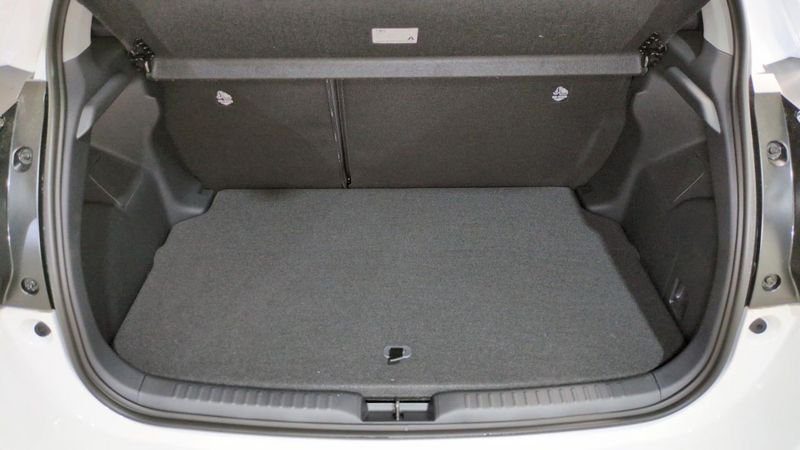 Toyota Yaris Hybride 116h design + sieges chauffants + volant chauffant