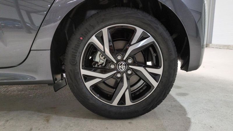 Toyota Yaris Hybride 116h design + sieges chauffants + volant chauffant