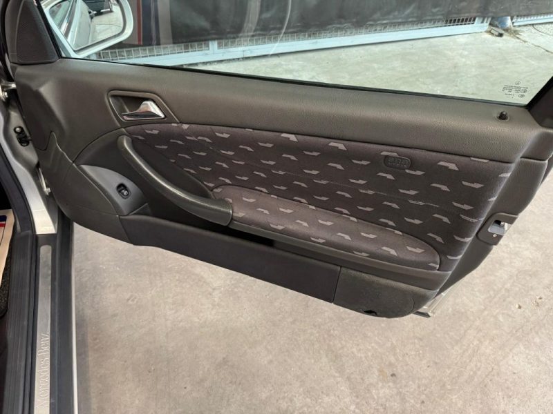 MERCEDES CLASSE C 220 CDI 143