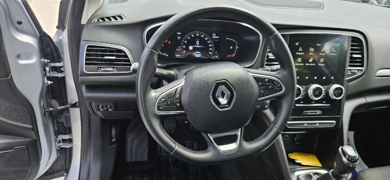 RENAULT MEGANE 2021