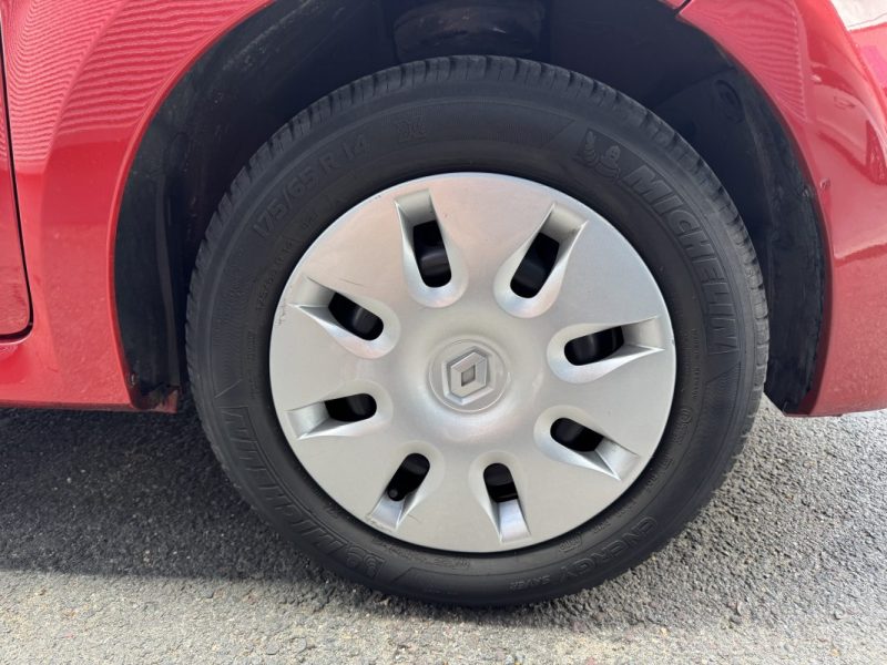 RENAULT TWINGO 1.2 75 ch Authentique - Distribution Ok