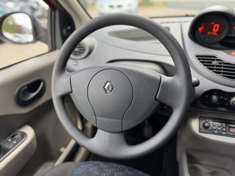 RENAULT TWINGO 1.2 75 ch Authentique - Distribution Ok